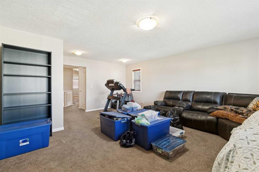 92 Cougar Ridge Close Sw, Calgary, AB - Indoor