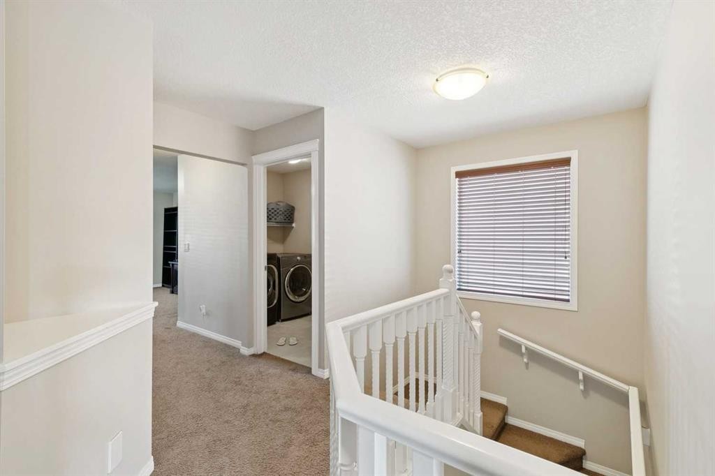 92 Cougar Ridge Close Sw, Calgary, AB - Indoor Photo Showing Other Room