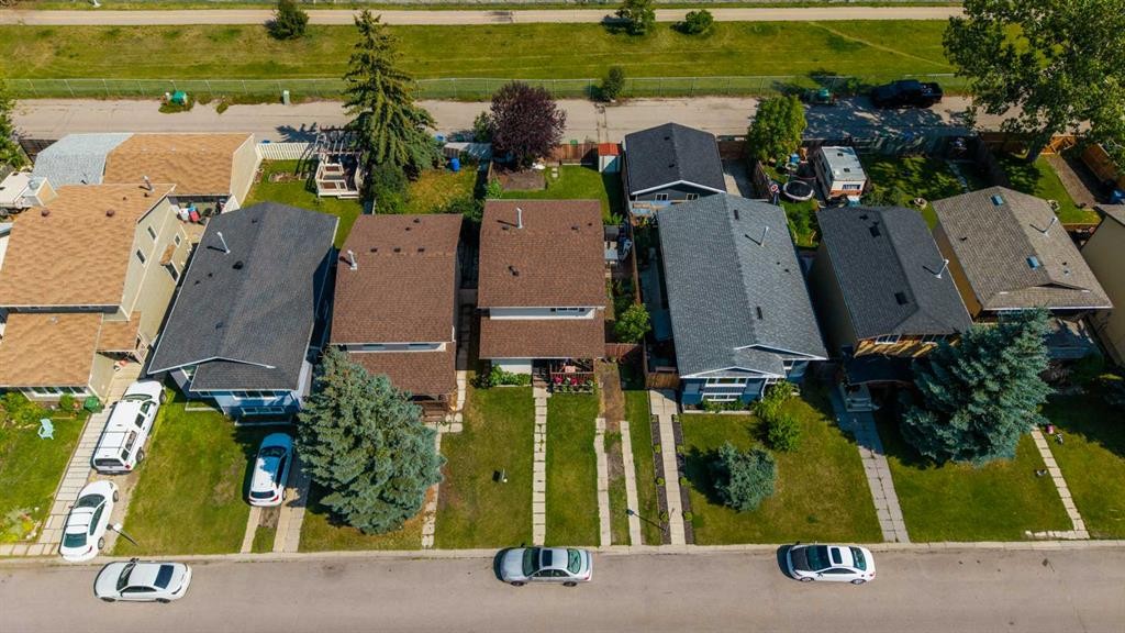 32 Shawmeadows Road Sw, Calgary, AB - Outdoor With View
