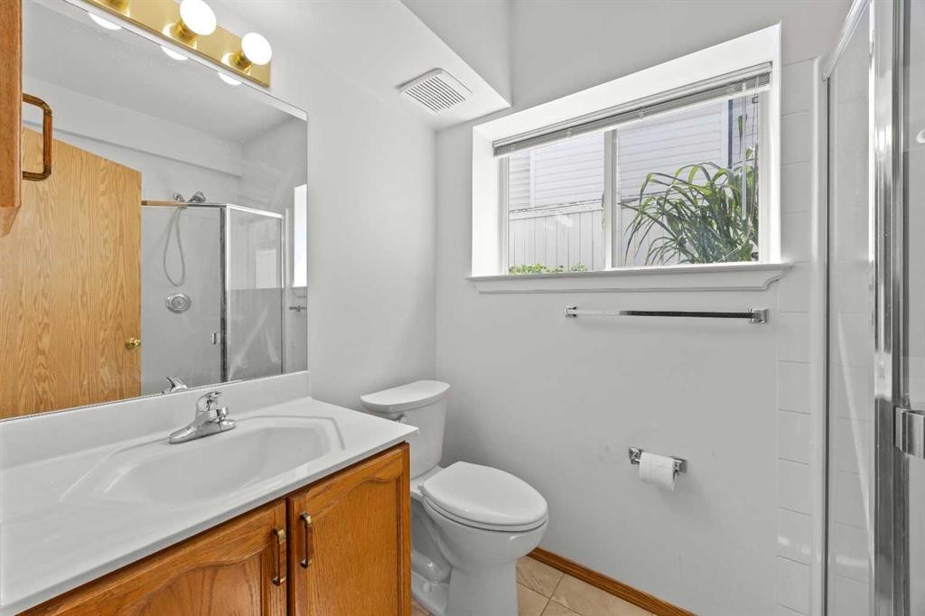 117 Hidden Spring Circle Nw, Calgary, AB