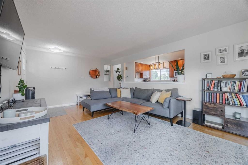60 Fairview Crescent Se, Calgary, AB