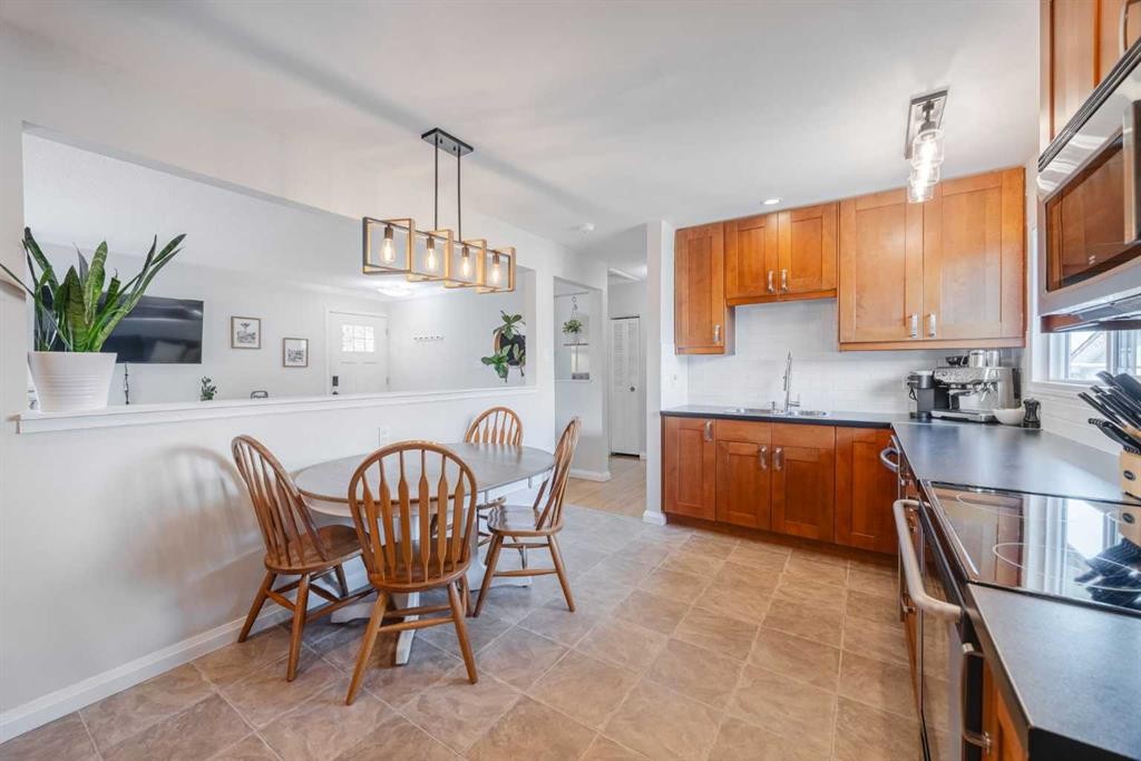 60 Fairview Crescent Se, Calgary, AB