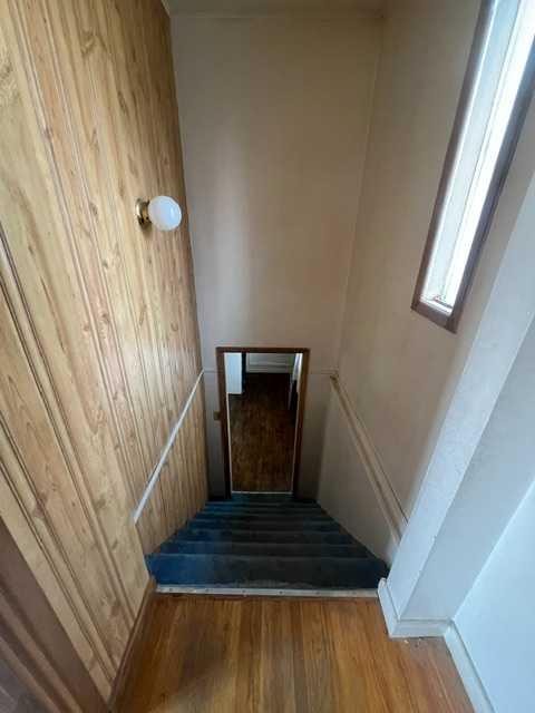 836 69 Avenue Sw, Calgary, AB - Indoor Photo Showing Other Room