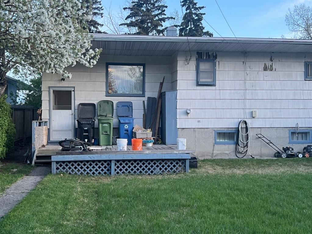 836 69 Avenue Sw, Calgary, AB - Outdoor With Deck Patio Veranda