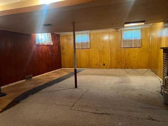 836 69 Avenue Sw, Calgary, AB - Indoor