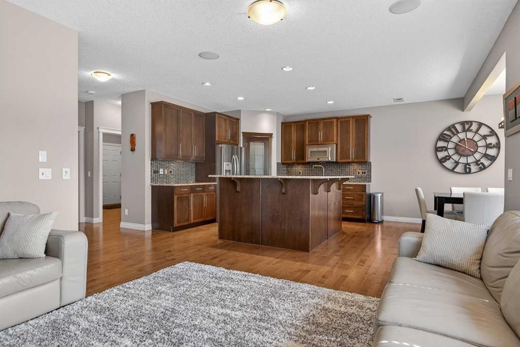 159 Sherwood Crescent Nw, Calgary, AB - Indoor
