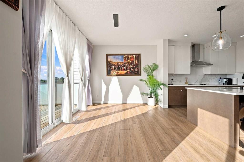 303 Cornerbrook Drive Ne, Calgary, AB - Indoor Photo Showing Kitchen With Upgraded Kitchen