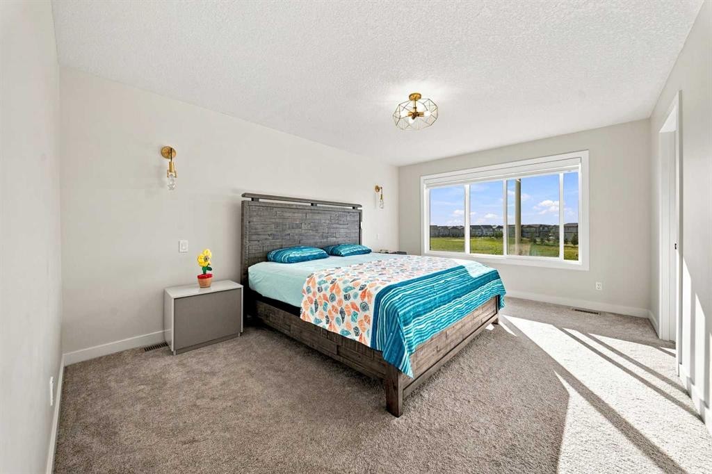303 Cornerbrook Drive Ne, Calgary, AB - Indoor Photo Showing Bedroom