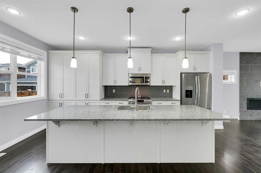 95 Redstone Park Ne, Calgary, AB - Indoor Photo Showing Kitchen With Stainless Steel Kitchen With Upgraded Kitchen
