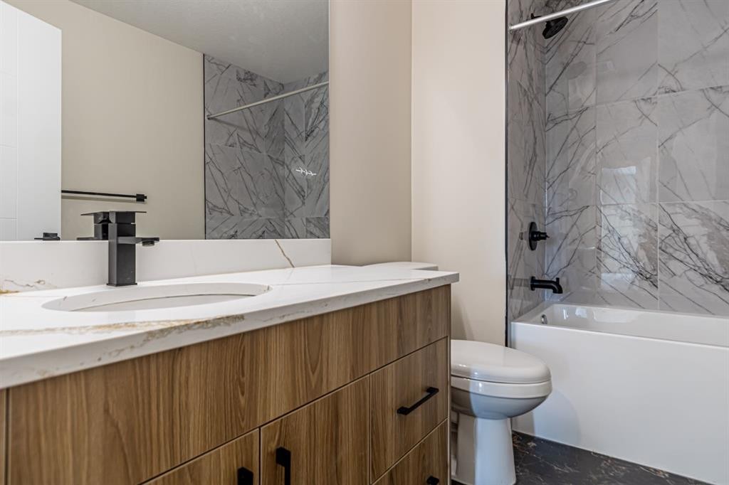 1997 Mccaskill Drive, Crossfield, AB - Indoor Photo Showing Bathroom