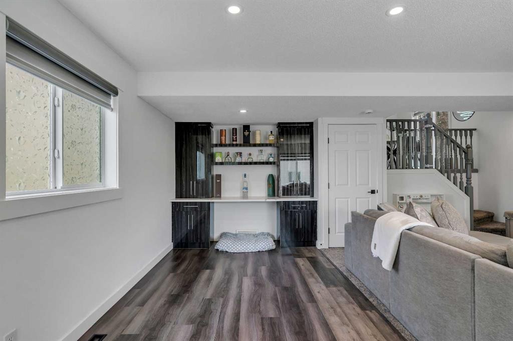 279 Covehaven View Ne, Calgary, AB - Indoor