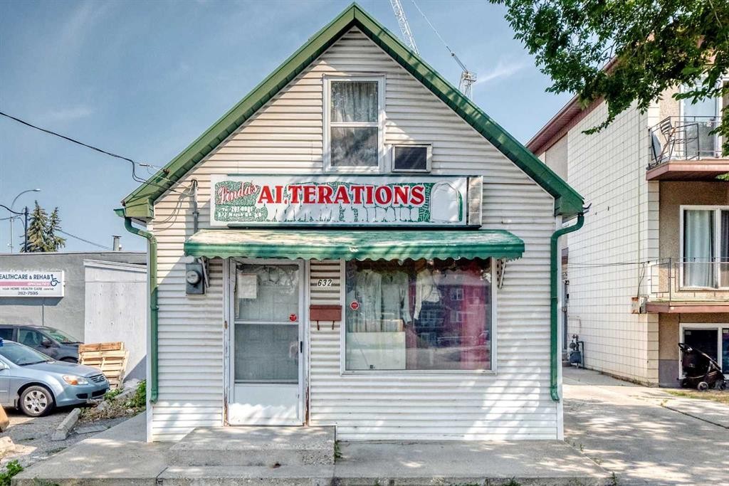 632 Marsh Road Ne, Calgary, AB - Outdoor