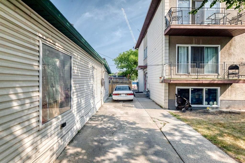 632 Marsh Road Ne, Calgary, AB - Outdoor With Deck Patio Veranda