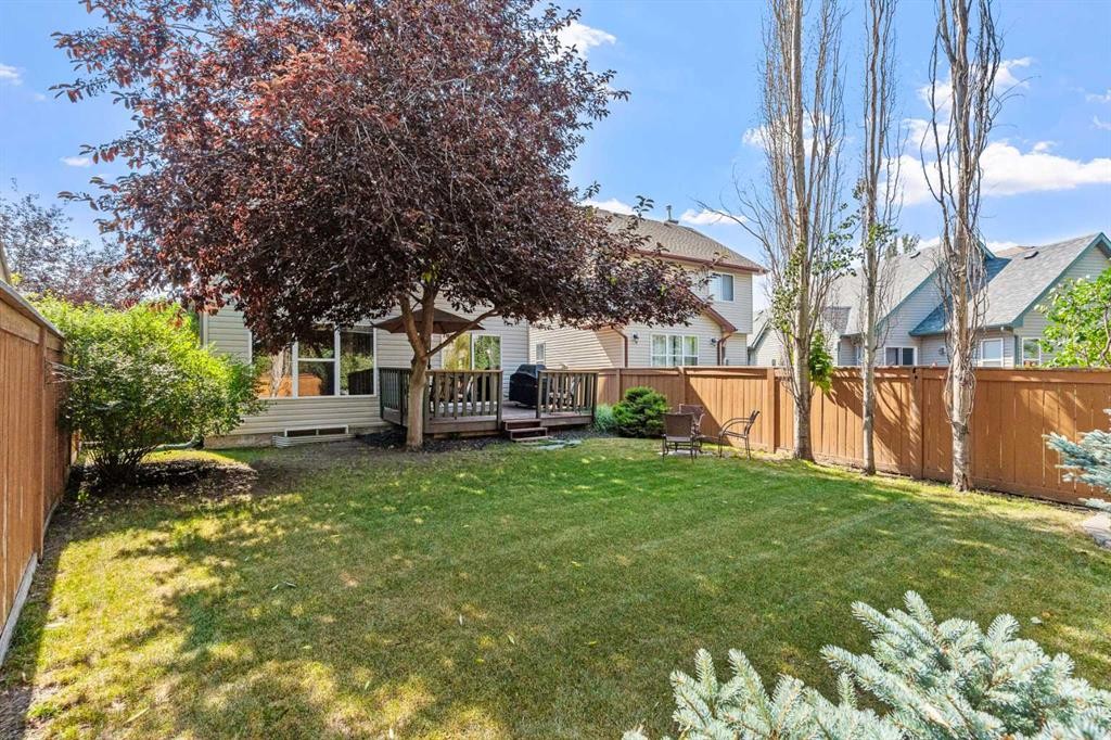 52 Copperfield Close Se, Calgary, AB - Outdoor