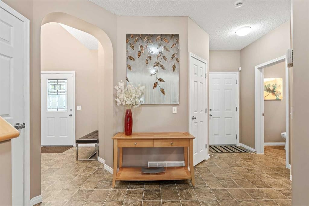 52 Copperfield Close Se, Calgary, AB - Indoor Photo Showing Other Room