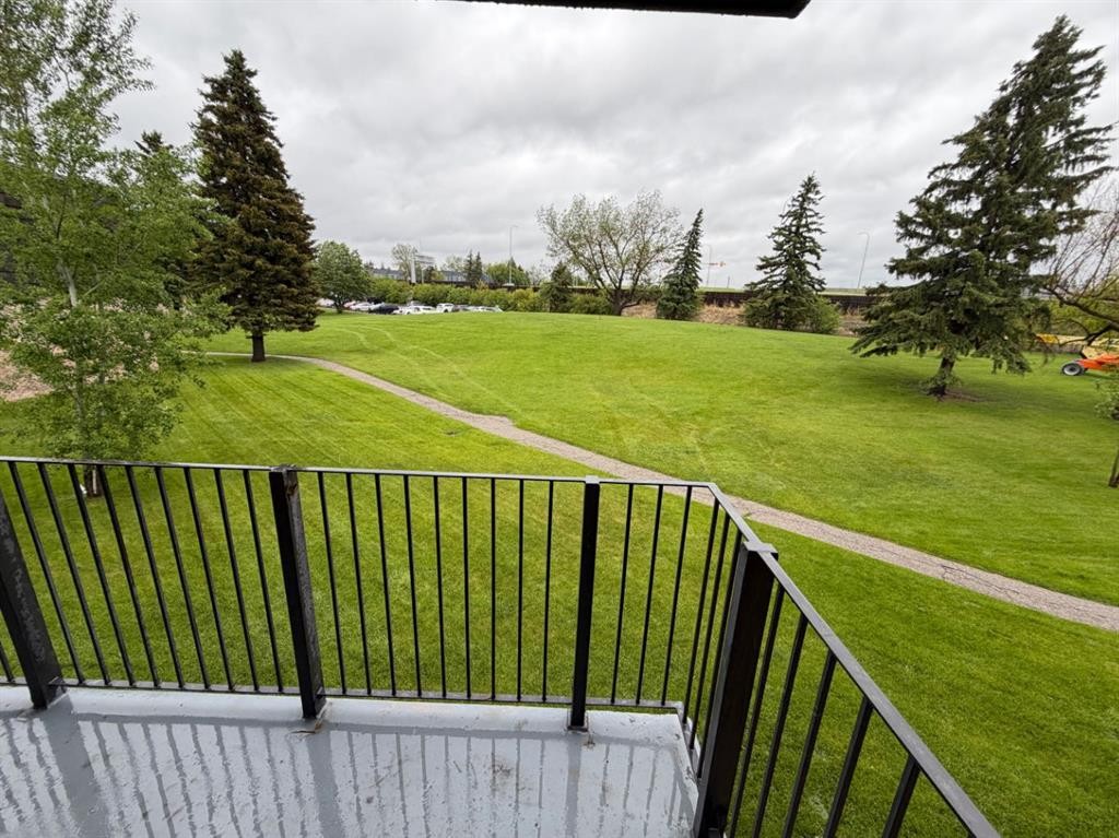 14D-80 Galbraith Drive Sw, Calgary, AB - Outdoor