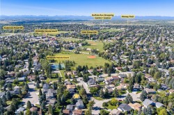 544 BROOKMERE Crescent SW Calgary, AB T2W 2R4