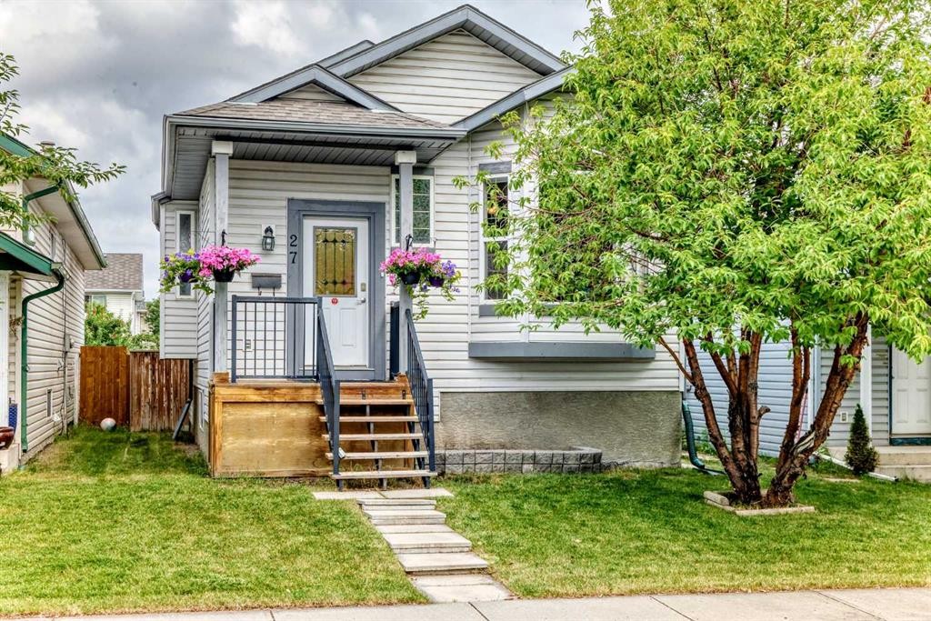 27 Erin Meadow Crescent Se, Calgary, AB - Outdoor