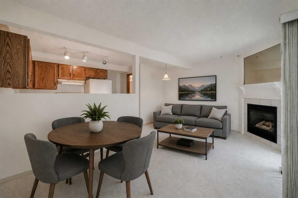 15 Harvest Glen Heights Ne, Calgary, AB - Indoor With Fireplace