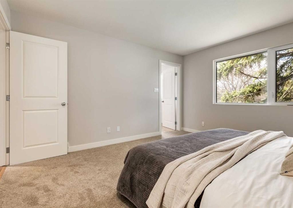 176 Mapleburn Drive Se, Calgary, AB - Indoor Photo Showing Bedroom
