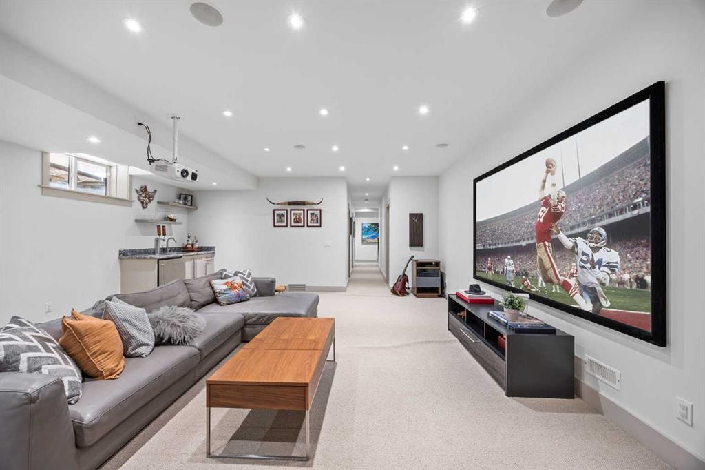 211 32 Avenue Nw, Calgary, AB - Indoor