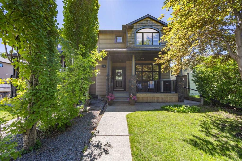 211 32 Avenue Nw, Calgary, AB - Outdoor With Deck Patio Veranda