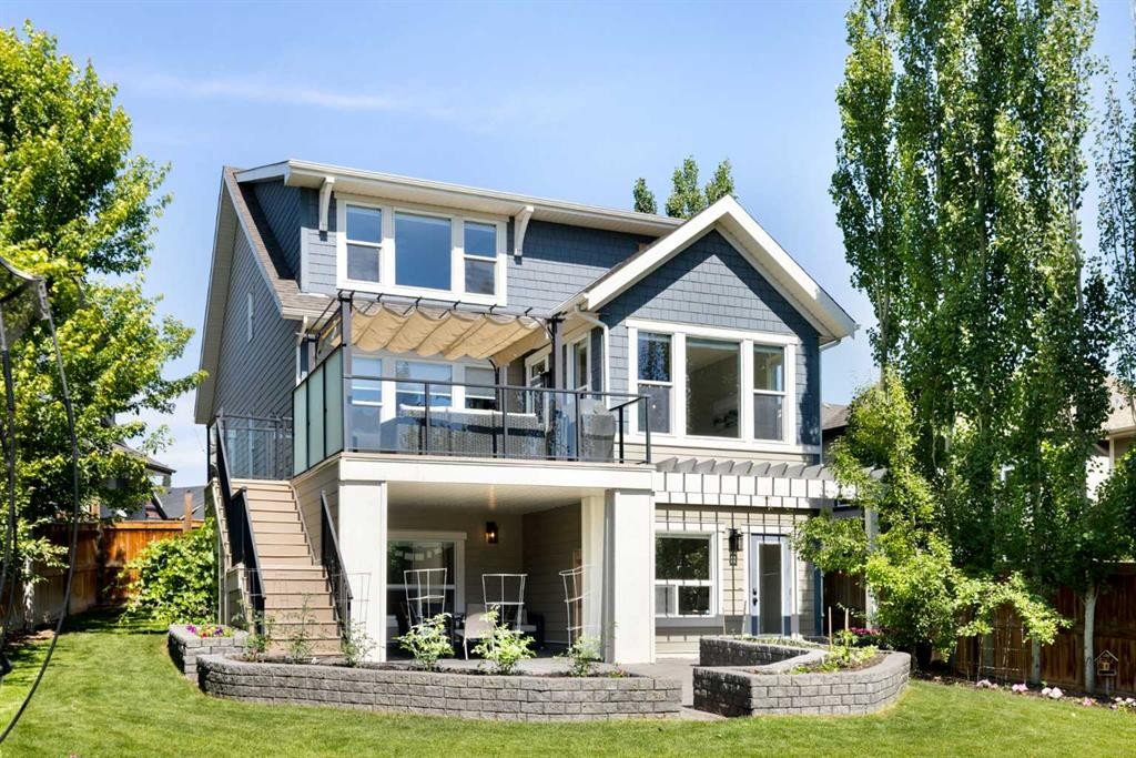 94 Masters Mews Se, Calgary, AB - Outdoor