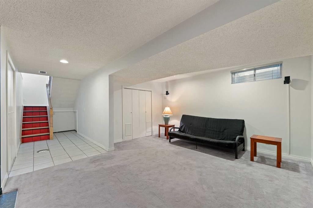 79 Templegreen Place Ne, Calgary, AB - Indoor