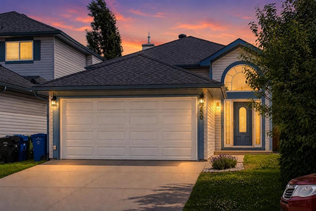 250 Bridlewood Circle Sw, Calgary, AB - Outdoor