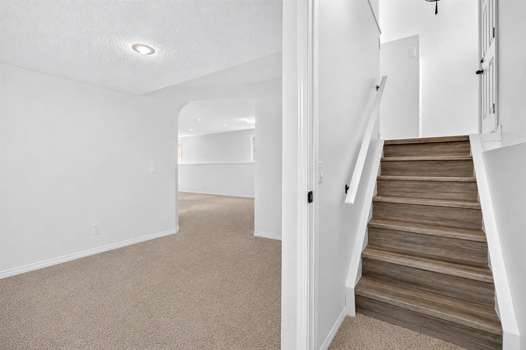 250 Bridlewood Circle Sw, Calgary, AB - Indoor Photo Showing Other Room