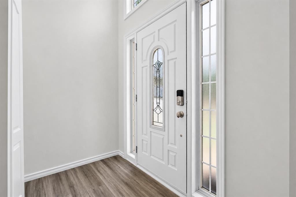 250 Bridlewood Circle Sw, Calgary, AB - Indoor Photo Showing Other Room