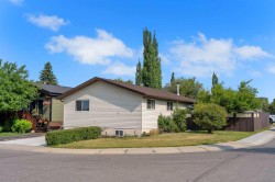 4 Big Springs Green SEAirdrie, AB T4A 1L2