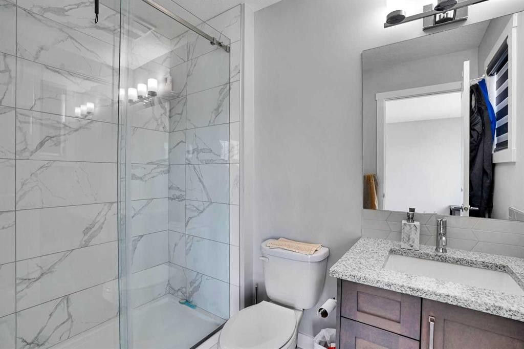 50 Saddlestone Place Ne, Calgary, AB - Indoor Photo Showing Bathroom