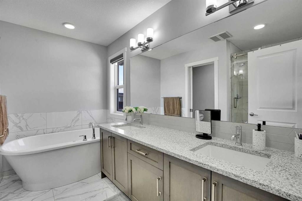 50 Saddlestone Place Ne, Calgary, AB - Indoor Photo Showing Bathroom