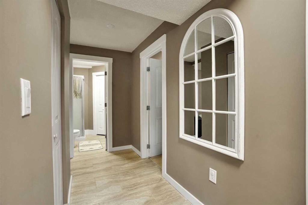 115 Abingdon Crescent Ne, Calgary, AB - Indoor Photo Showing Other Room