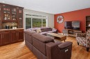 21 Edgebrook Park Nw, Calgary, AB  - Indoor Photo Showing Living Room 