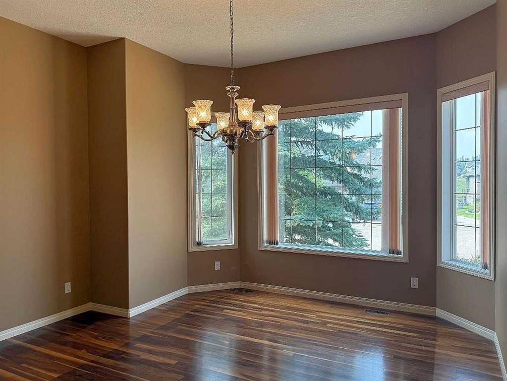 157 Valley Creek Place Nw, Calgary, AB - Indoor Photo Showing Other Room