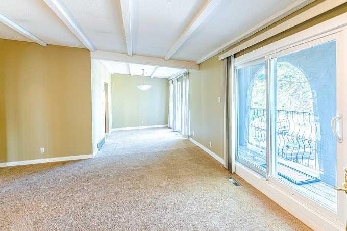 801 Canfield Way Sw, Calgary, AB - Indoor Photo Showing Other Room