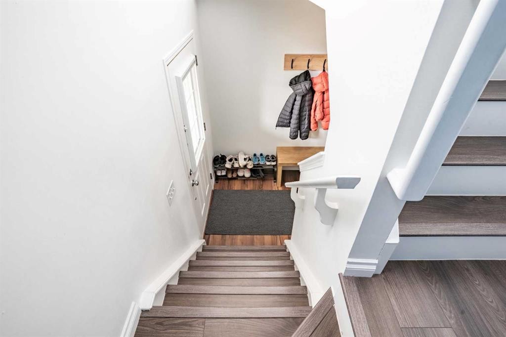 224 Viewpointe Terrace, Chestermere, AB - Indoor Photo Showing Other Room