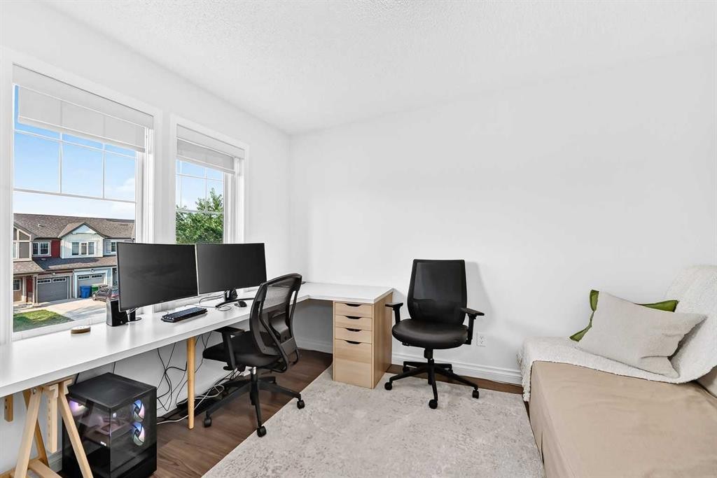 224 Viewpointe Terrace, Chestermere, AB - Indoor Photo Showing Office