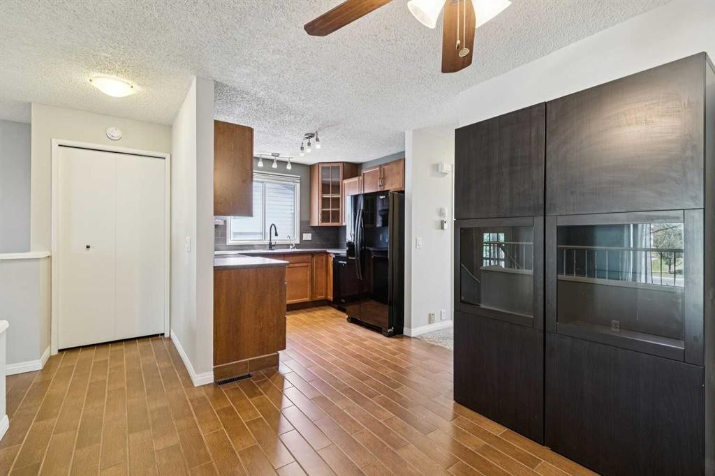 3624 Cedarille Drive Sw, Calgary, AB - Indoor Photo Showing Other Room