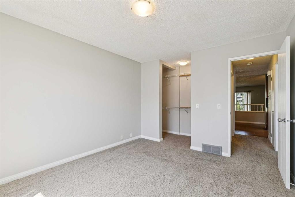 3624 Cedarille Drive Sw, Calgary, AB - Indoor Photo Showing Other Room