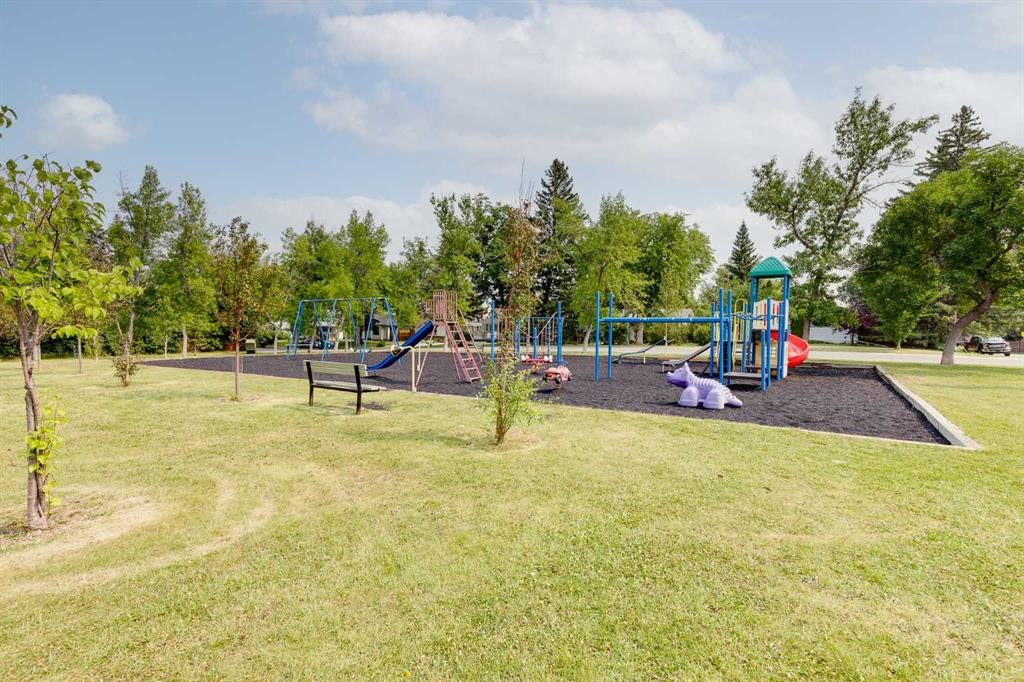 2830 42 Street Sw, Calgary, AB - Outdoor