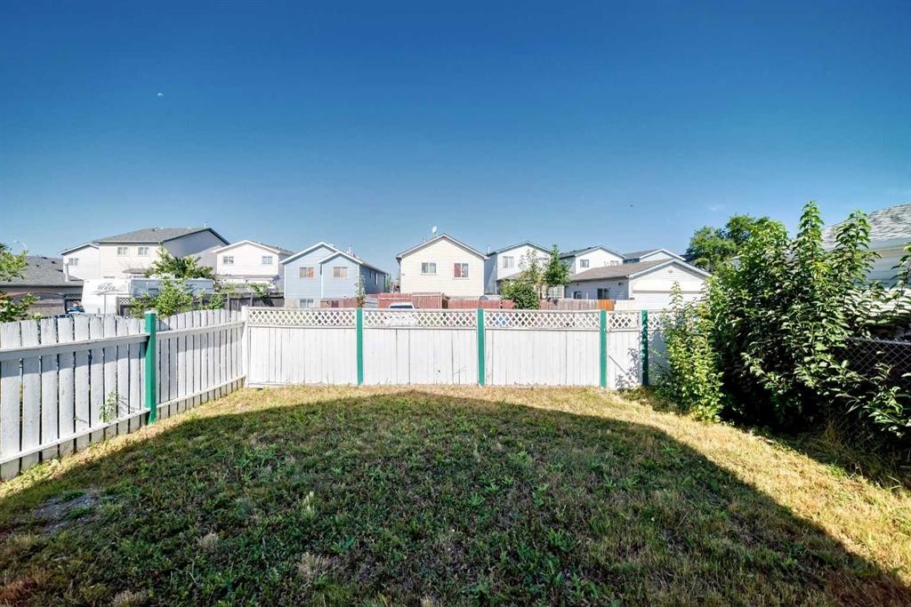 23 San Diego Manor Ne, Calgary, AB - Outdoor