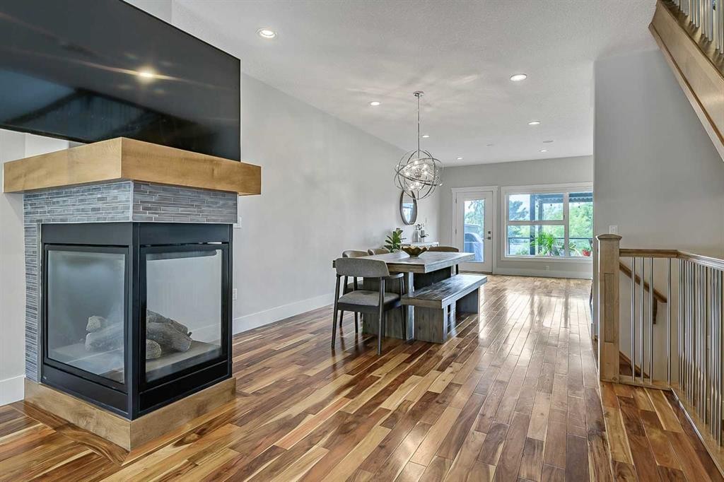 5013 23 Avenue Nw, Calgary, AB - Indoor