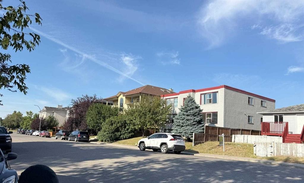 1718 37 Street Se, Calgary, AB - Outdoor