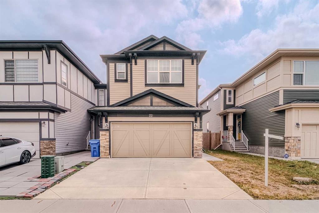 22 Sage Bluff Heights Nw, Calgary, AB - Outdoor With Facade