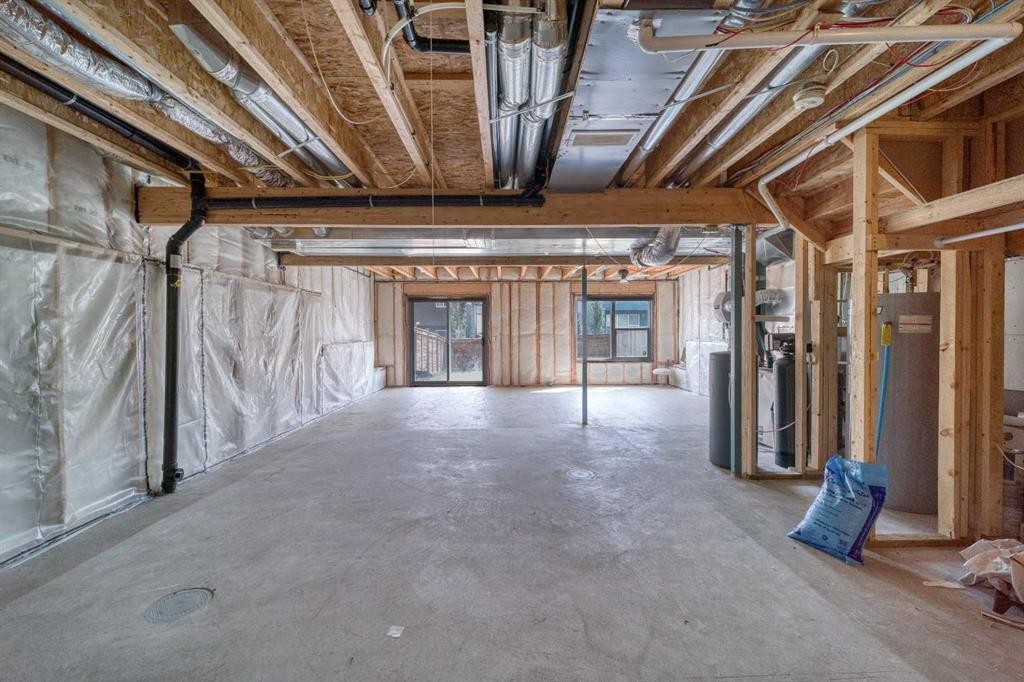 22 Sage Bluff Heights Nw, Calgary, AB - Indoor Photo Showing Basement