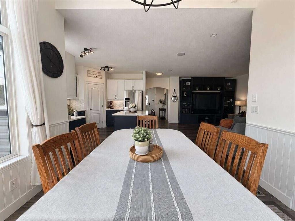 24 Brander Avenue Nw, Langdon, AB - Indoor Photo Showing Dining Room