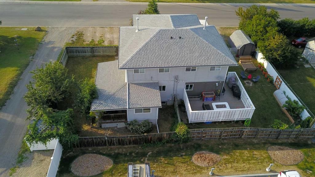407 1 Avenue Nw, Sundre, AB - Outdoor With Deck Patio Veranda